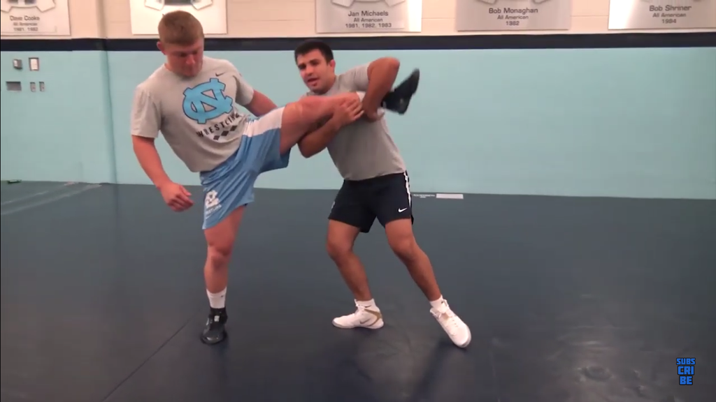 Tune Up Your Single Leg Finish With Tony Ramos