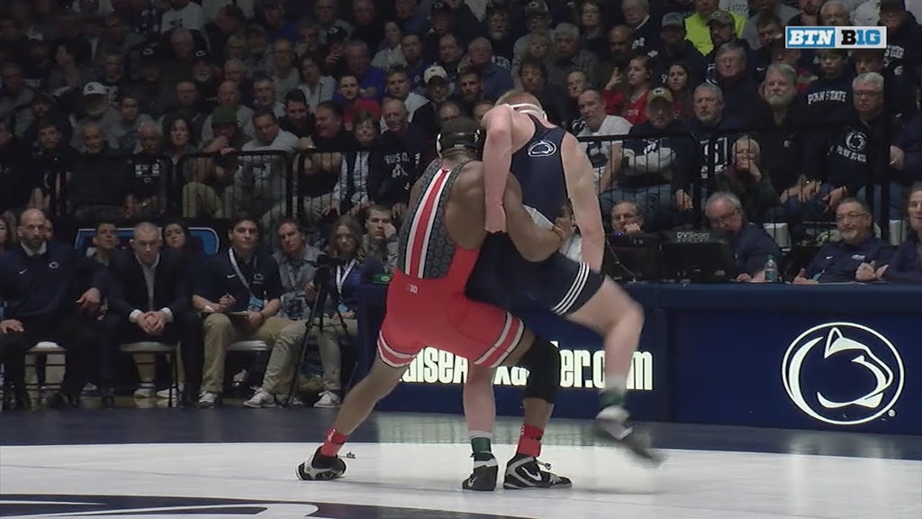 #1 Myles Martin Wins In Style Against #4 Taylor Venz
