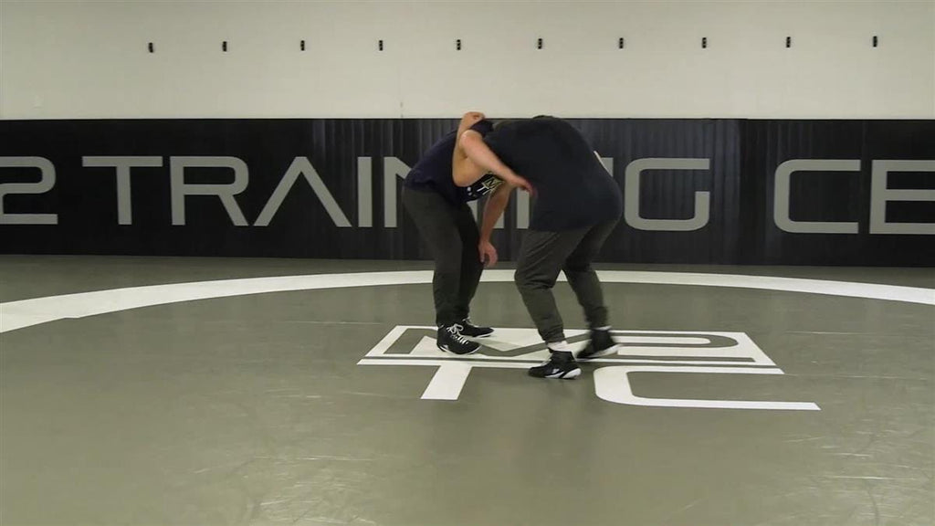 Aggressive Hand Fighting by Max Dean – Fanatic Wrestling